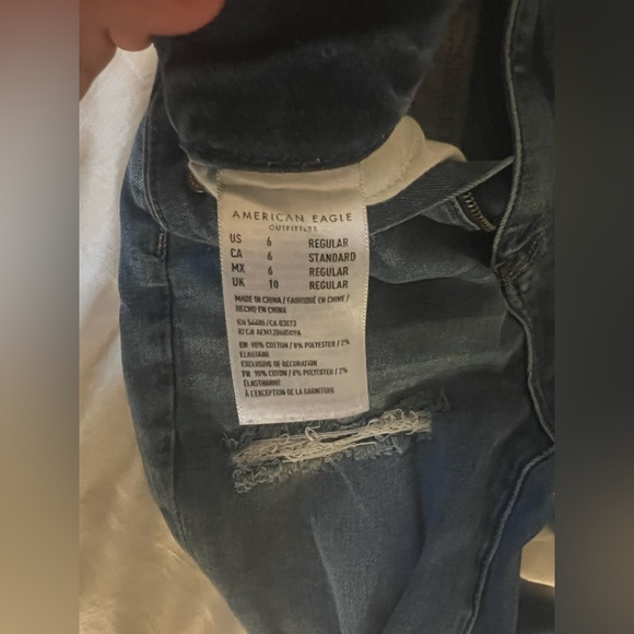 Ripped skinny jeans - Picture 3 of 3